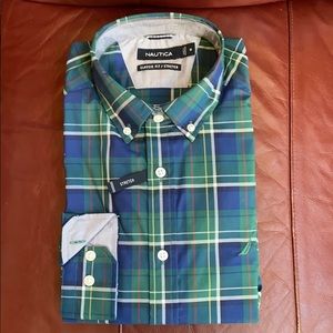 NWT Men’s Nautica Button Up Dress Shirt
